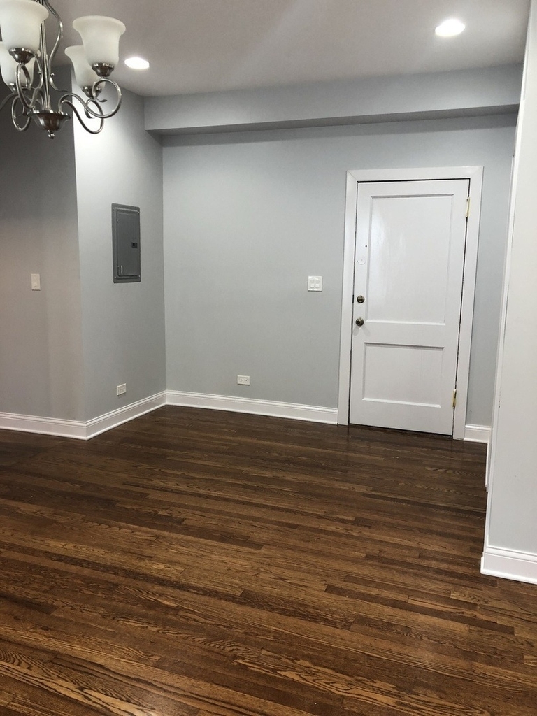 3340 W Berteau Avenue - Photo 5
