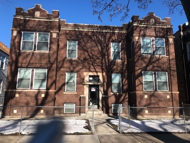 3340 W Berteau Avenue - Photo 0