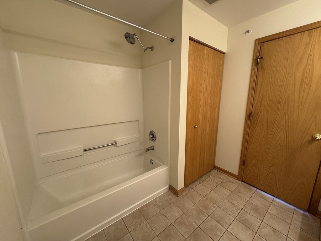 2268 Vanderbilt Drive - Photo 17