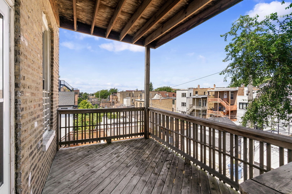 1710 W Erie Street - Photo 21