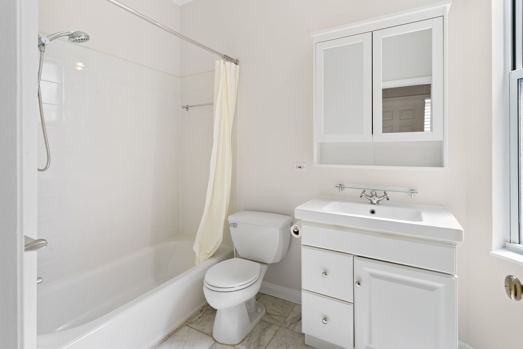 1710 W Erie Street - Photo 12