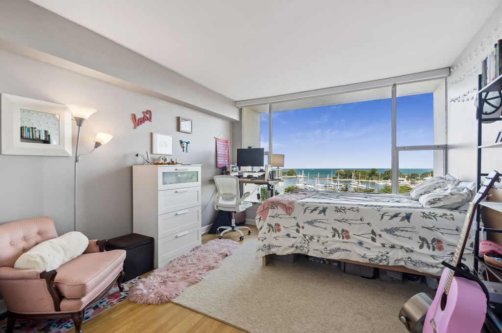 3200 N Lake Shore Drive - Photo 11