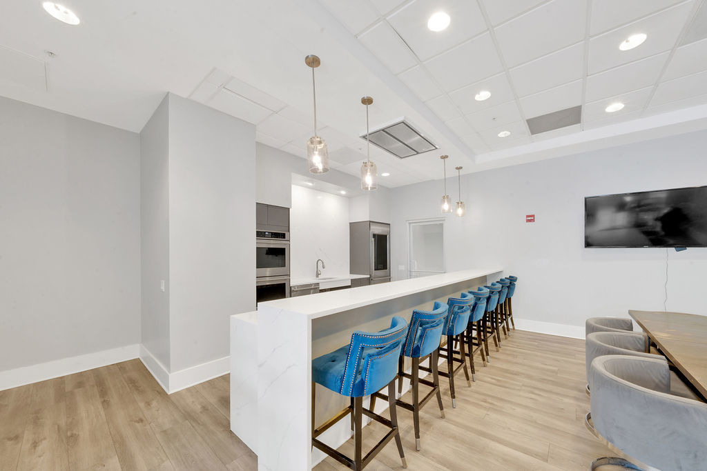 545 N Dearborn Street - Photo 34
