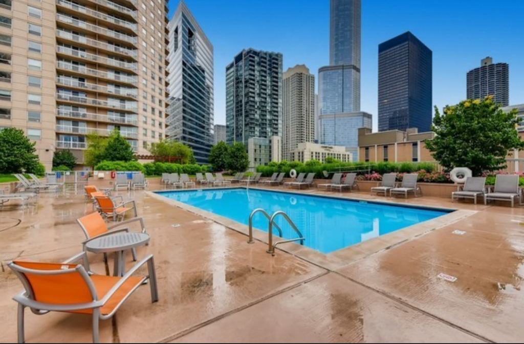 545 N Dearborn Street - Photo 23