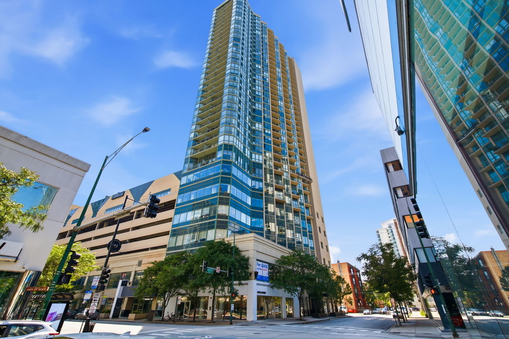 111 W Maple Street - Photo 1