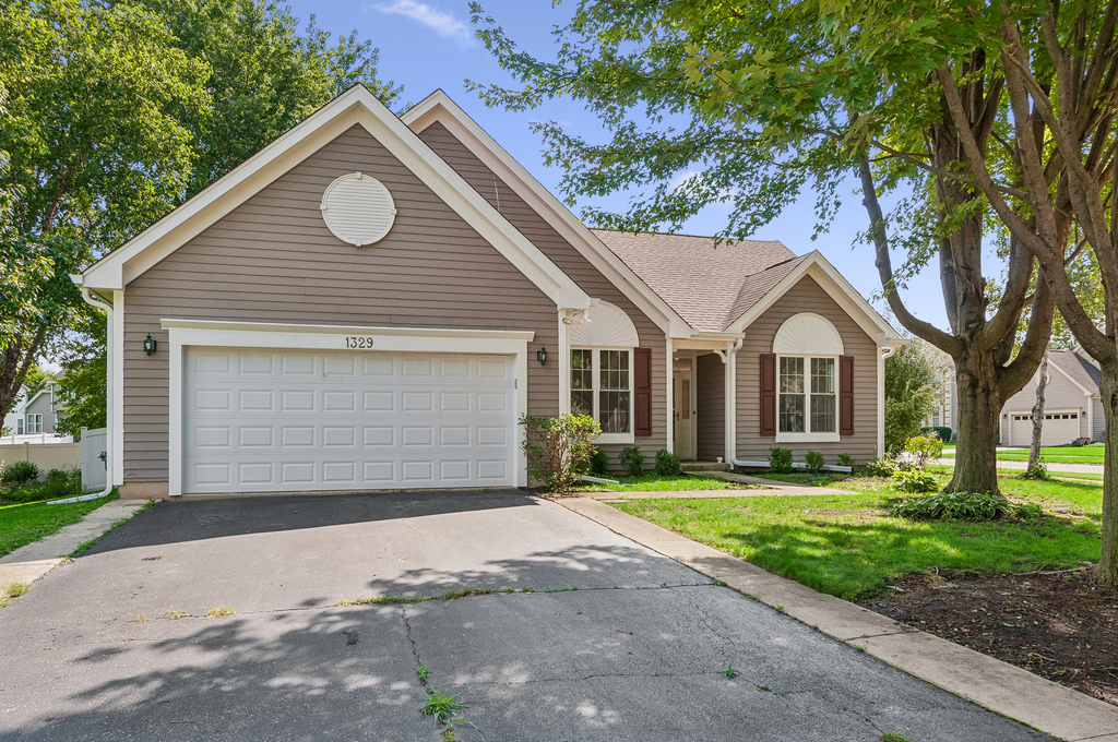 1329 Amaranth Drive - Photo 0