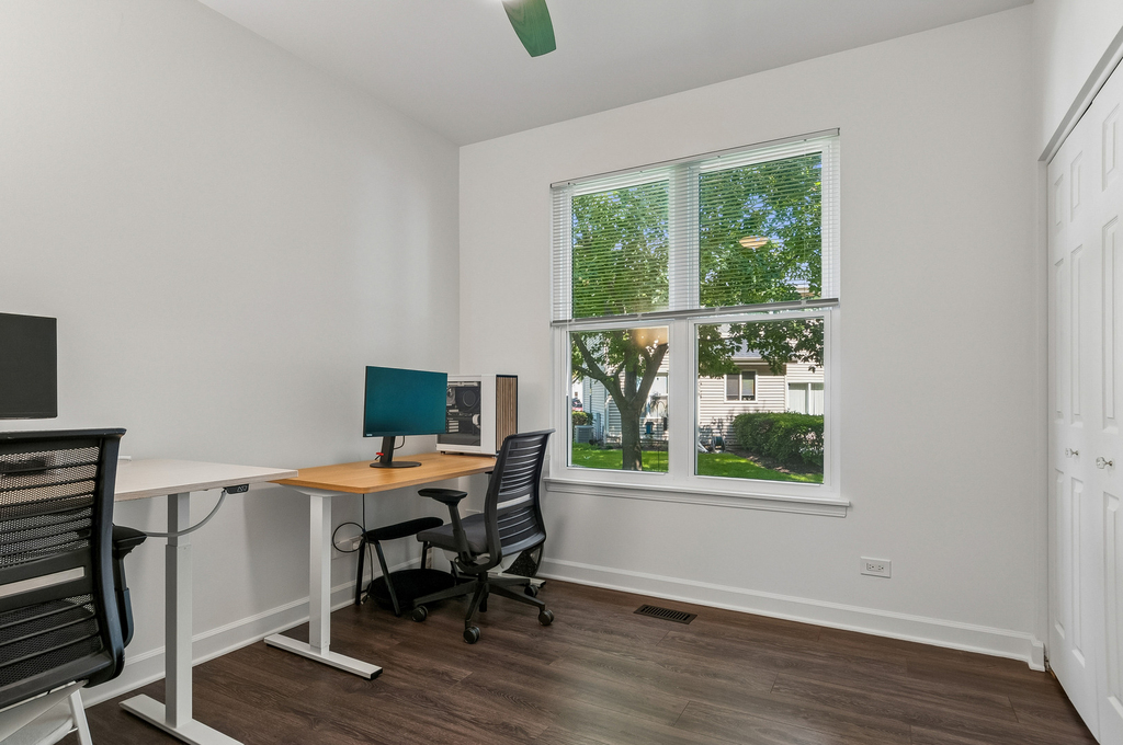 1329 Amaranth Drive - Photo 10