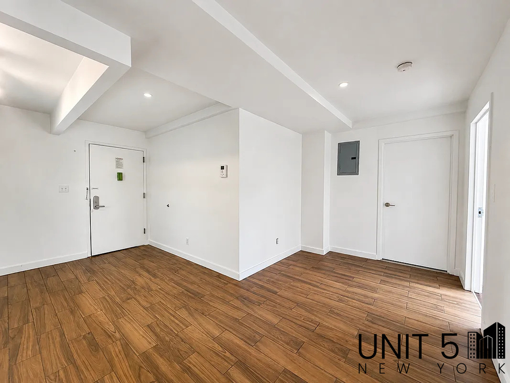 286 Stanhope Street - Photo 4