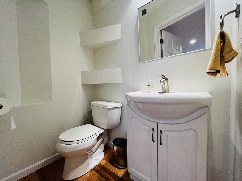 1101 Anthony Road - Photo 10