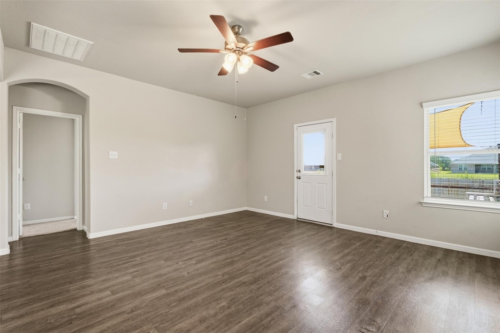 4305 E Bayou Maison Circle - Photo 10