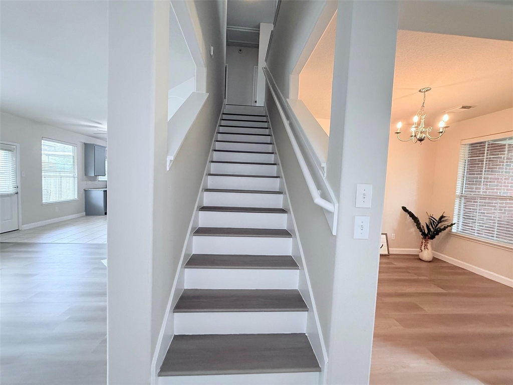 26430 Richwood Oaks Drive - Photo 4