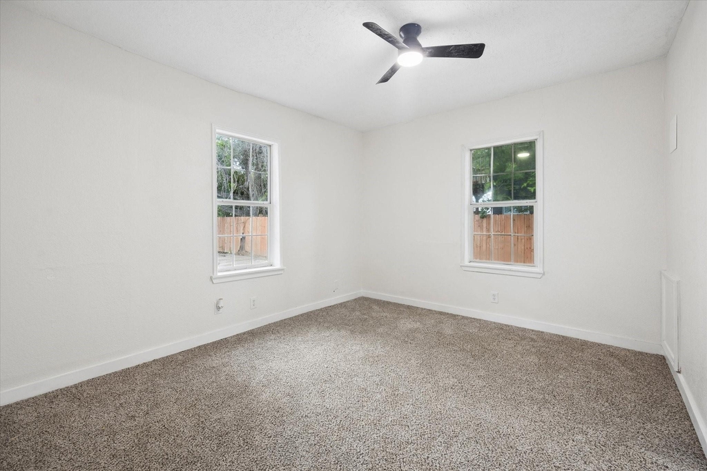 2701 Truxillo Street - Photo 9