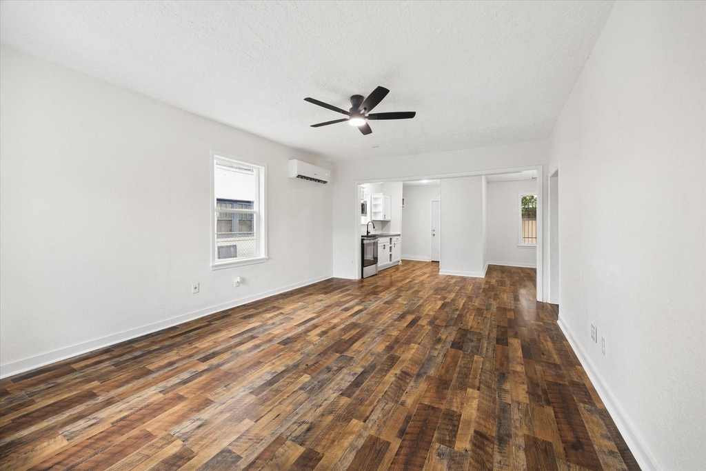 2701 Truxillo Street - Photo 5