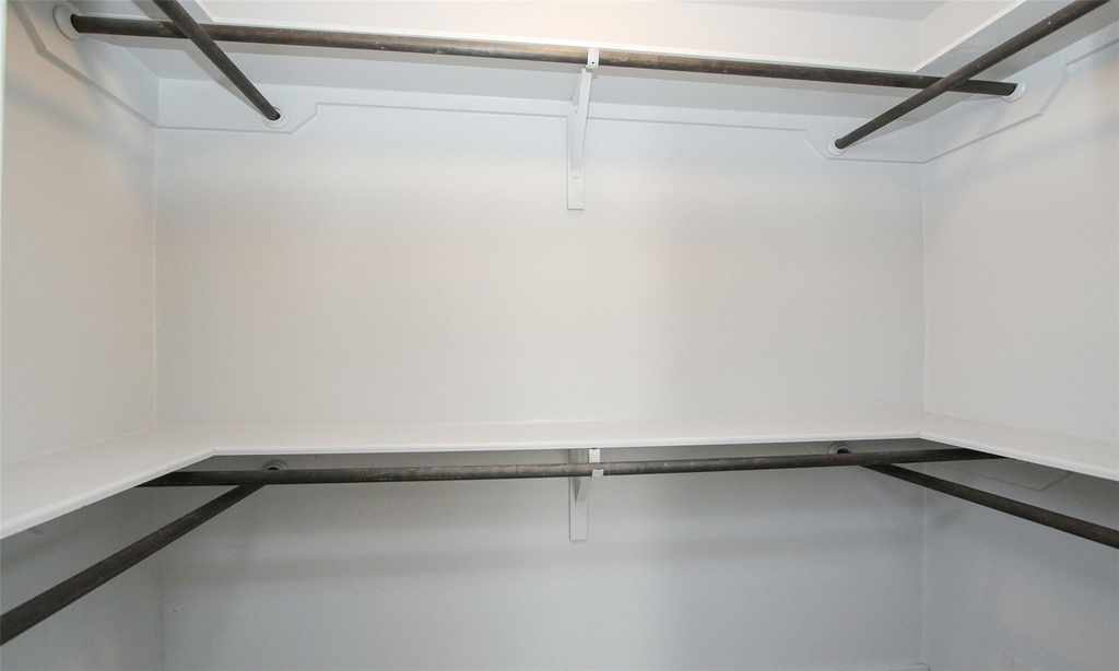 316 Eastwood Street - Photo 15