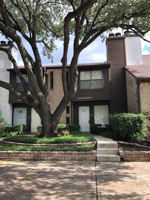 2601 S Braeswood Boulevard - Photo 0