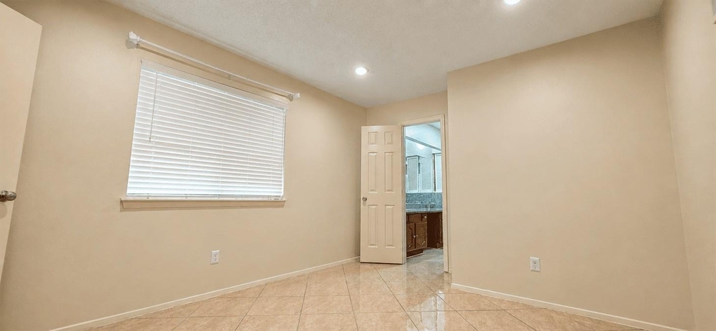 13914 Bonnington Drive - Photo 13