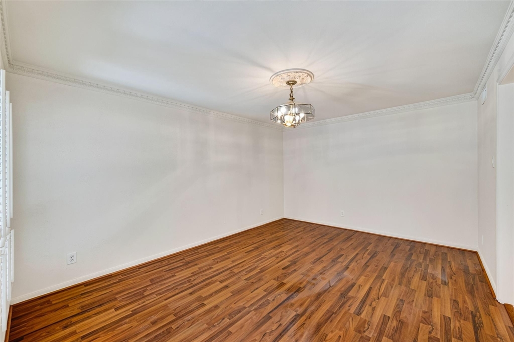 6222 Creekbend Drive - Photo 16
