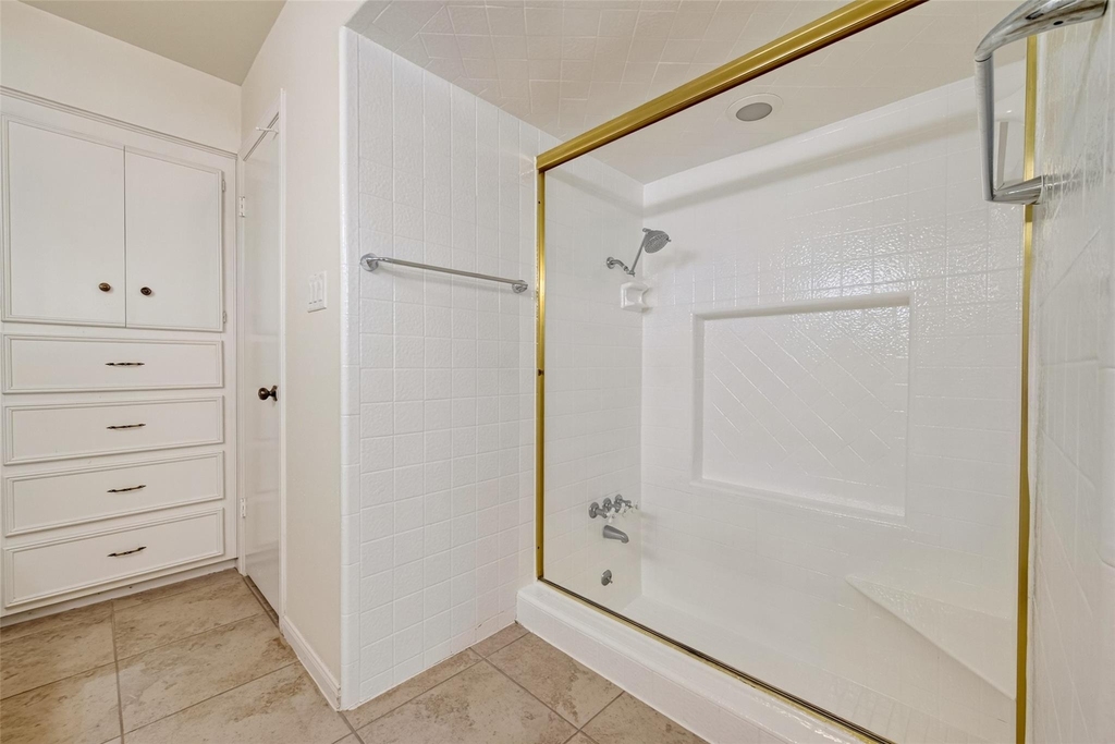 6222 Creekbend Drive - Photo 30