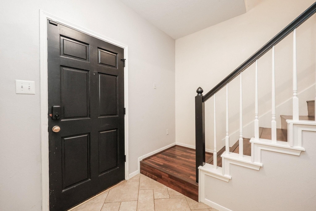 118 Willowwood Circle - Photo 2