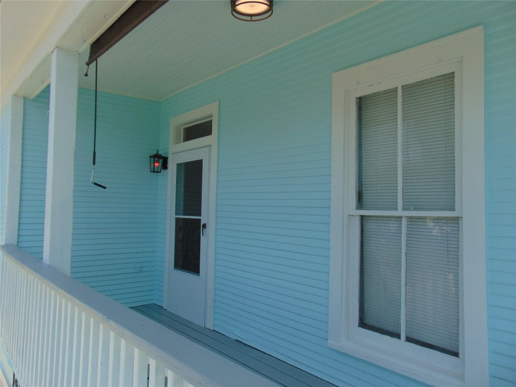 1414 17th Street - Photo 2
