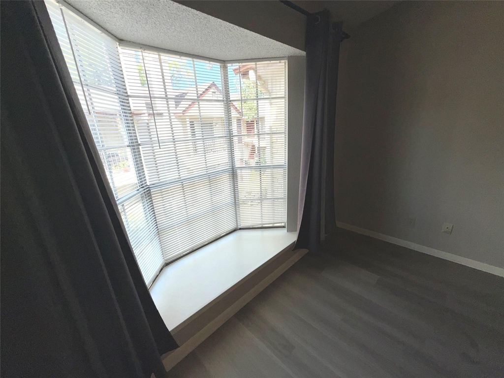 2120 El Paseo Street - Photo 14