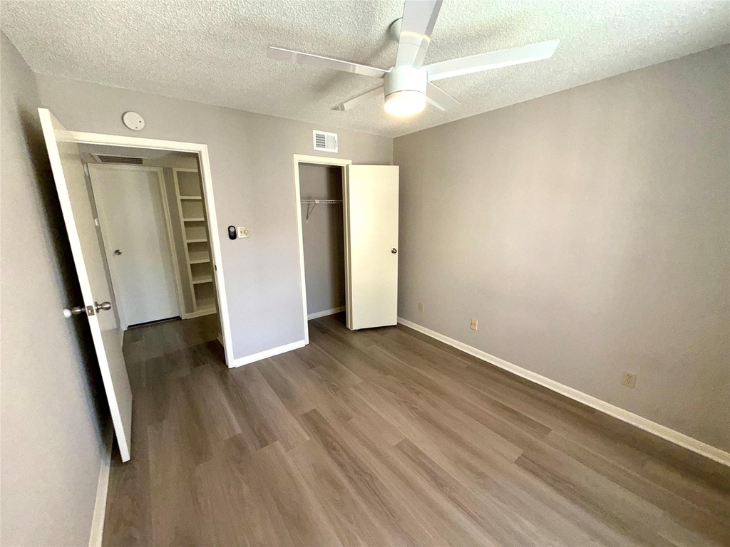 2120 El Paseo Street - Photo 22