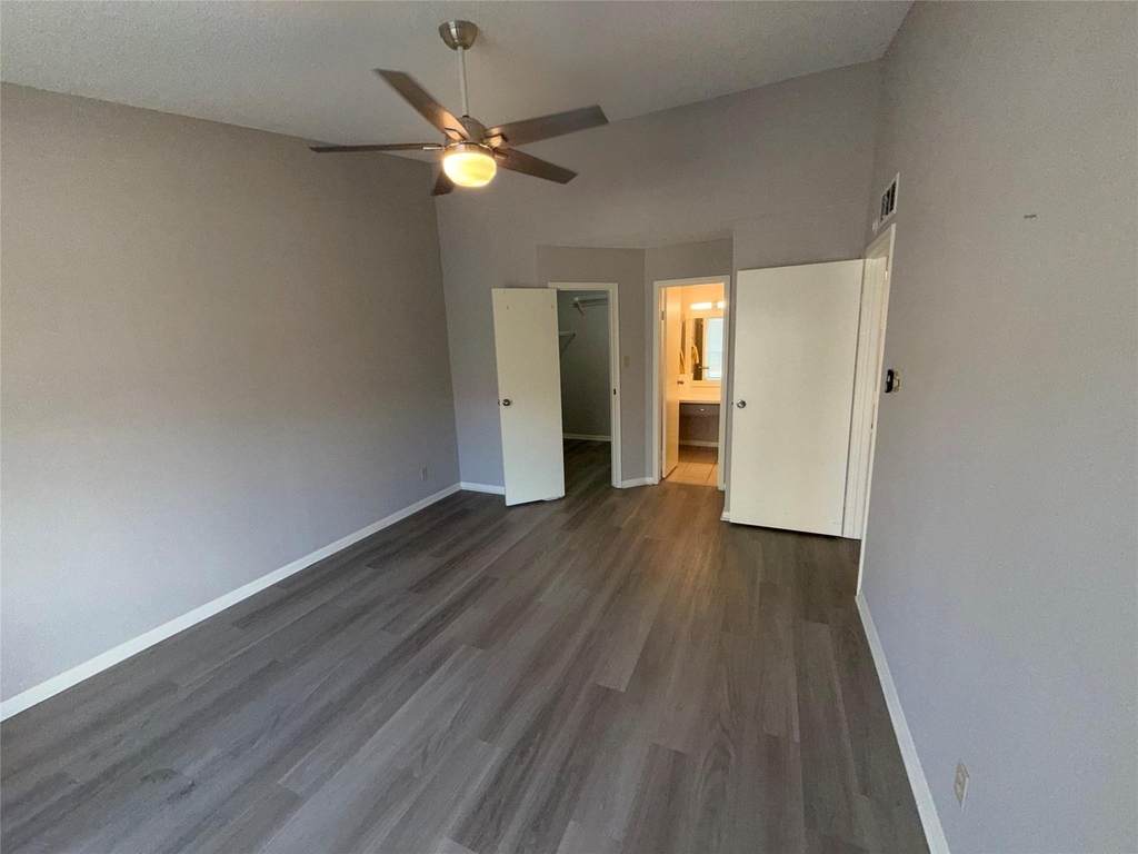 2120 El Paseo Street - Photo 15