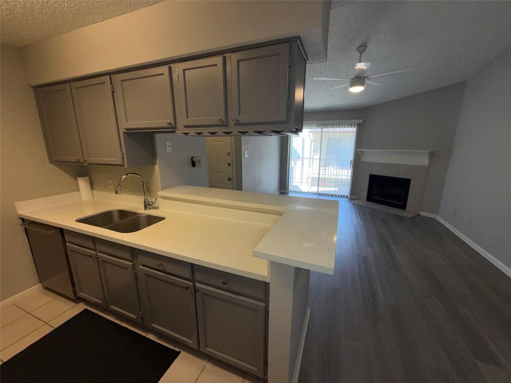 2120 El Paseo Street - Photo 5