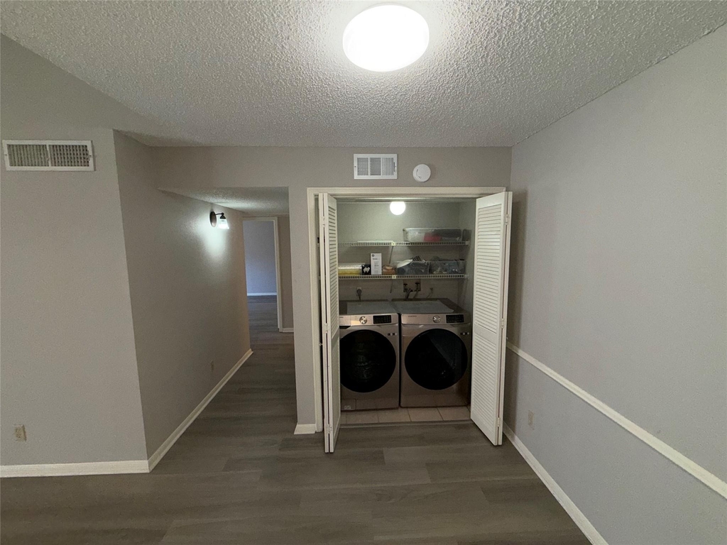 2120 El Paseo Street - Photo 10