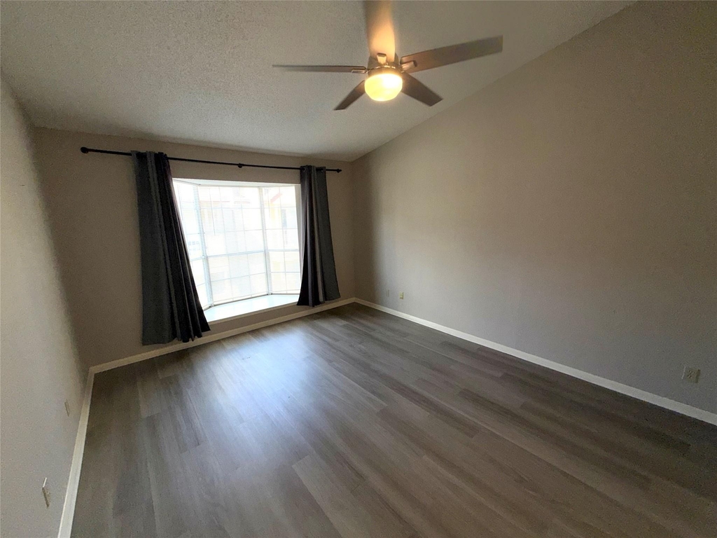 2120 El Paseo Street - Photo 13