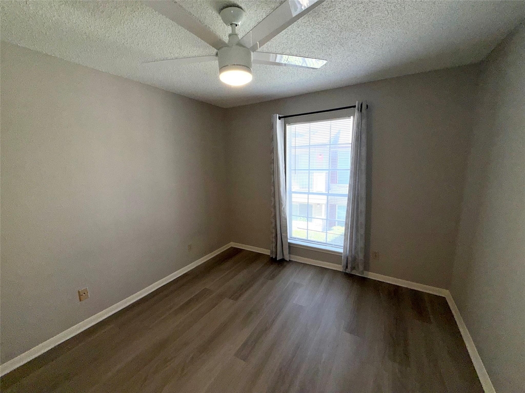 2120 El Paseo Street - Photo 21