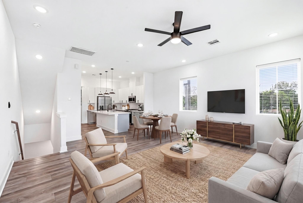 1404 Mansfield Street - Photo 3