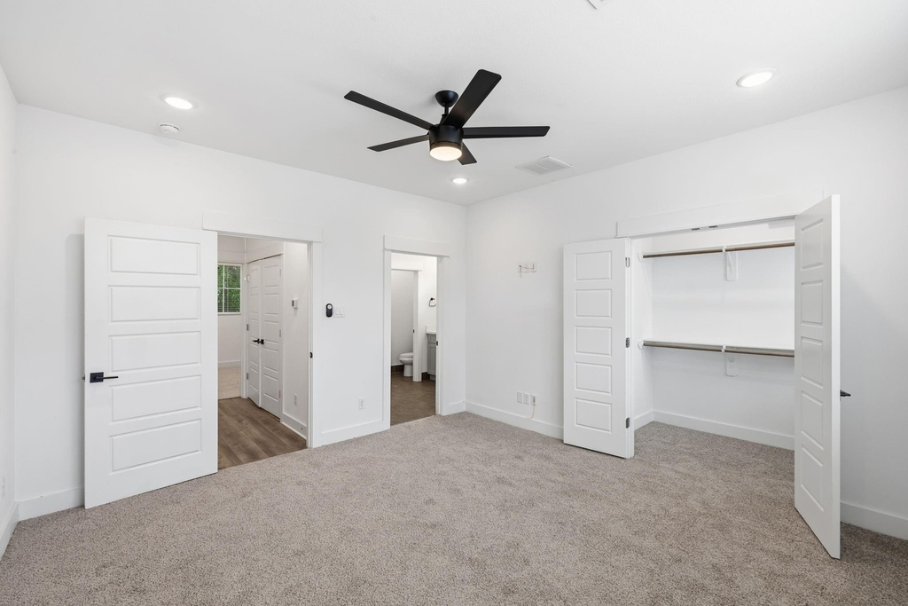 1404 Mansfield Street - Photo 6