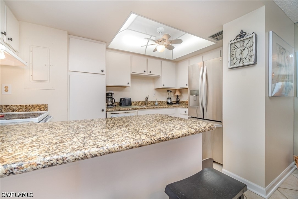3443 Gulf Shore Boulevard N - Photo 4