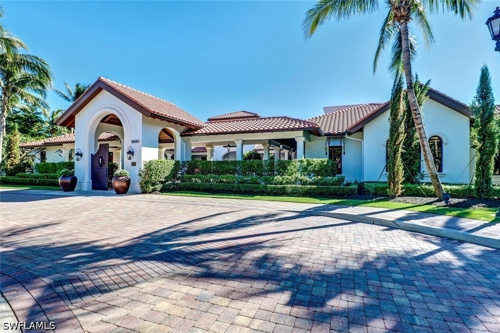 10000 Isola Way - Photo 21