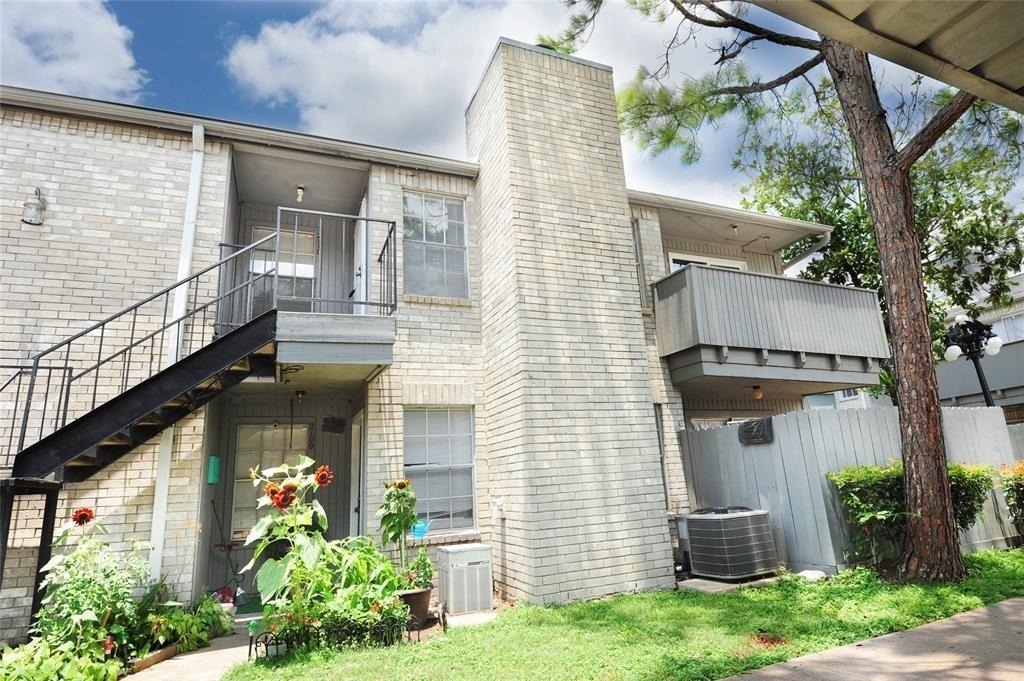 9700 Leawood Boulevard - Photo 12