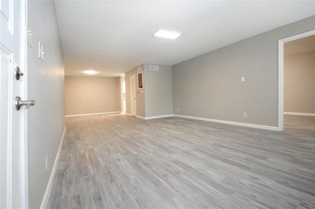 9700 Leawood Boulevard - Photo 0