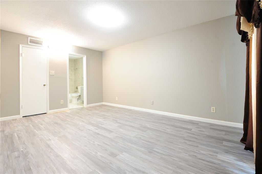 9700 Leawood Boulevard - Photo 8