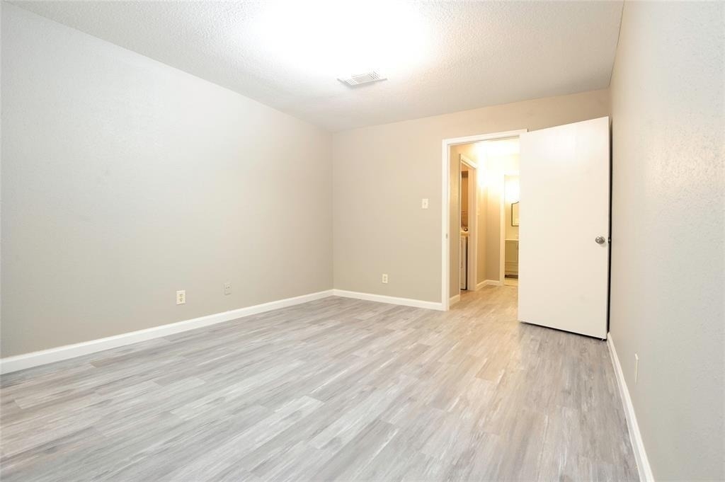 9700 Leawood Boulevard - Photo 6