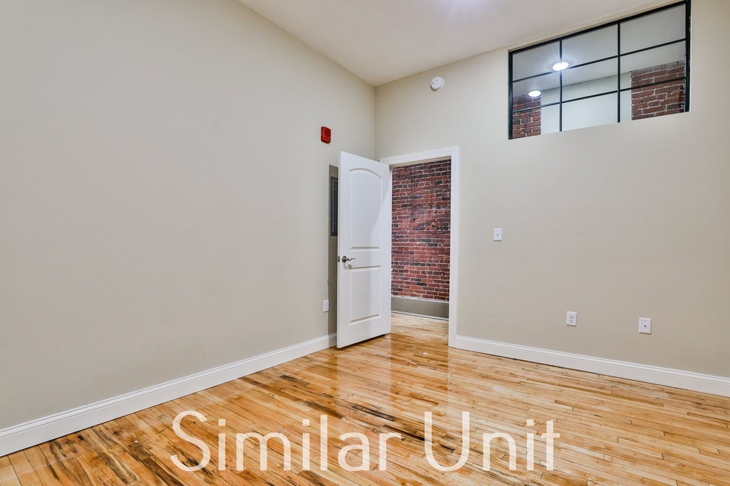 670 North Commercial - Photo 27