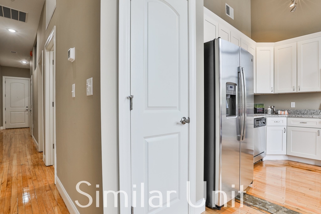 670 North Commercial - Photo 2