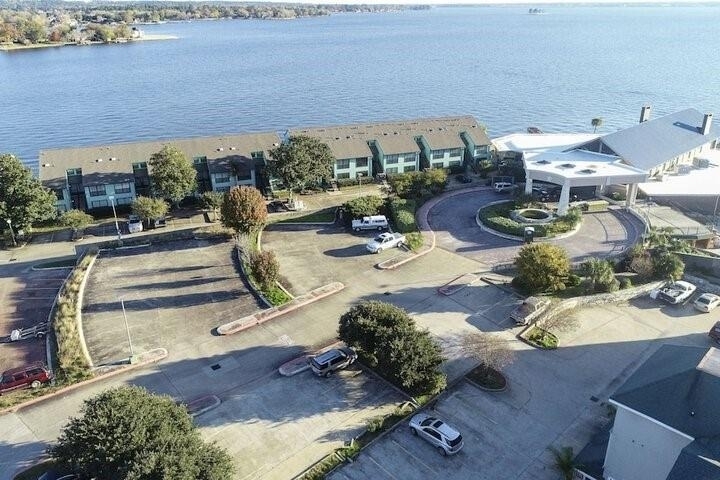 7041 Kingston Cove Ln - Photo 2