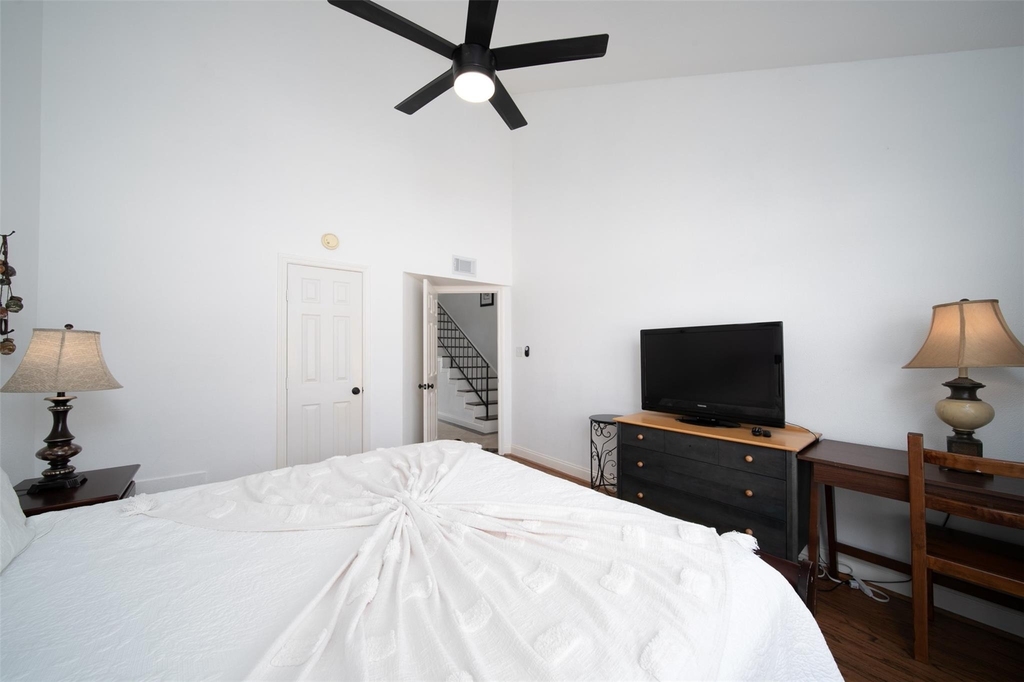 7041 Kingston Cove Ln - Photo 12