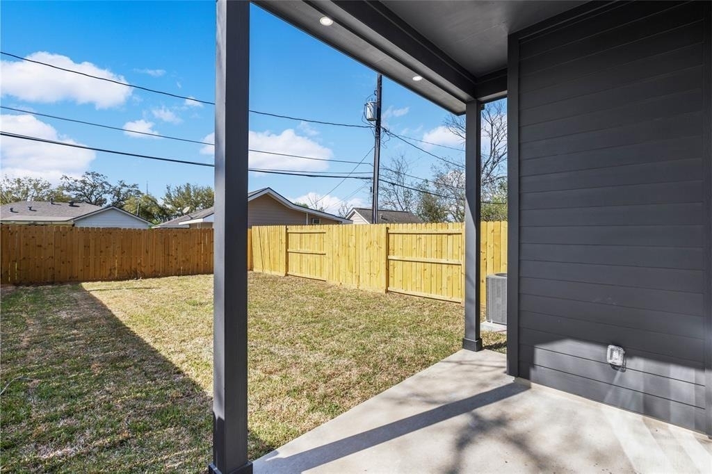 7330 Saint Lo Road - Photo 22