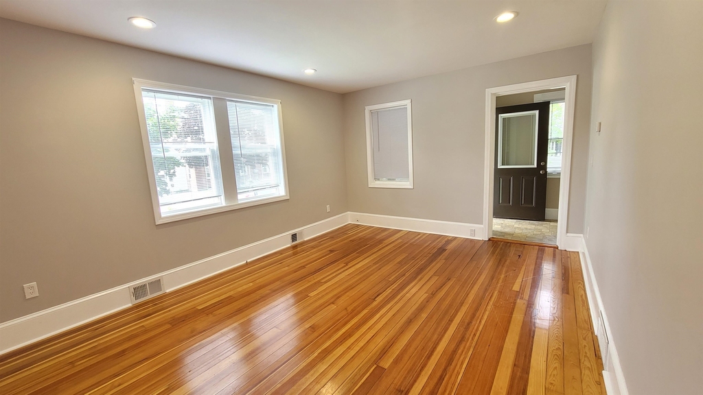 21 Beech - Photo 2