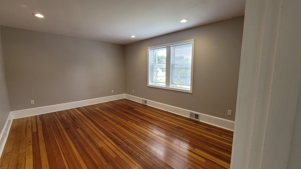 21 Beech - Photo 3