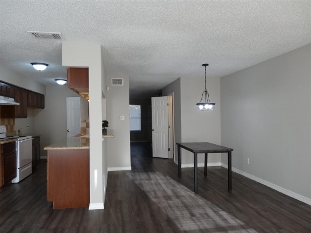 15521 Weldon Drive - Photo 3