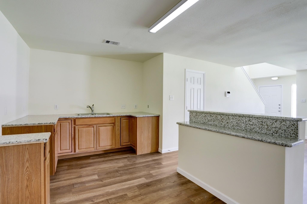 23339/41 High Point Street - Photo 3