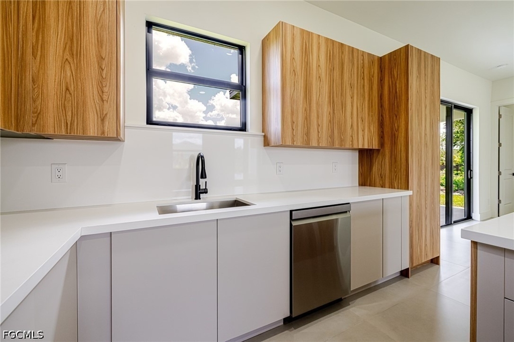 2705 Darlene Place - Photo 9