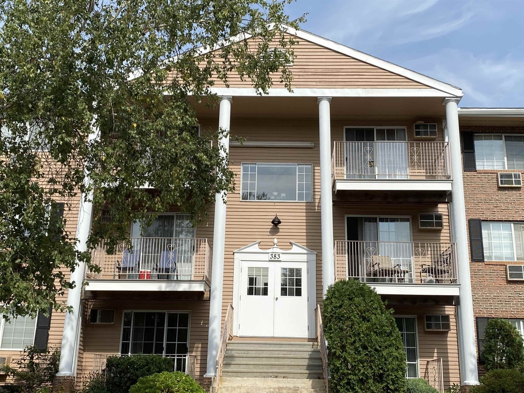 383 Huse - Photo 0